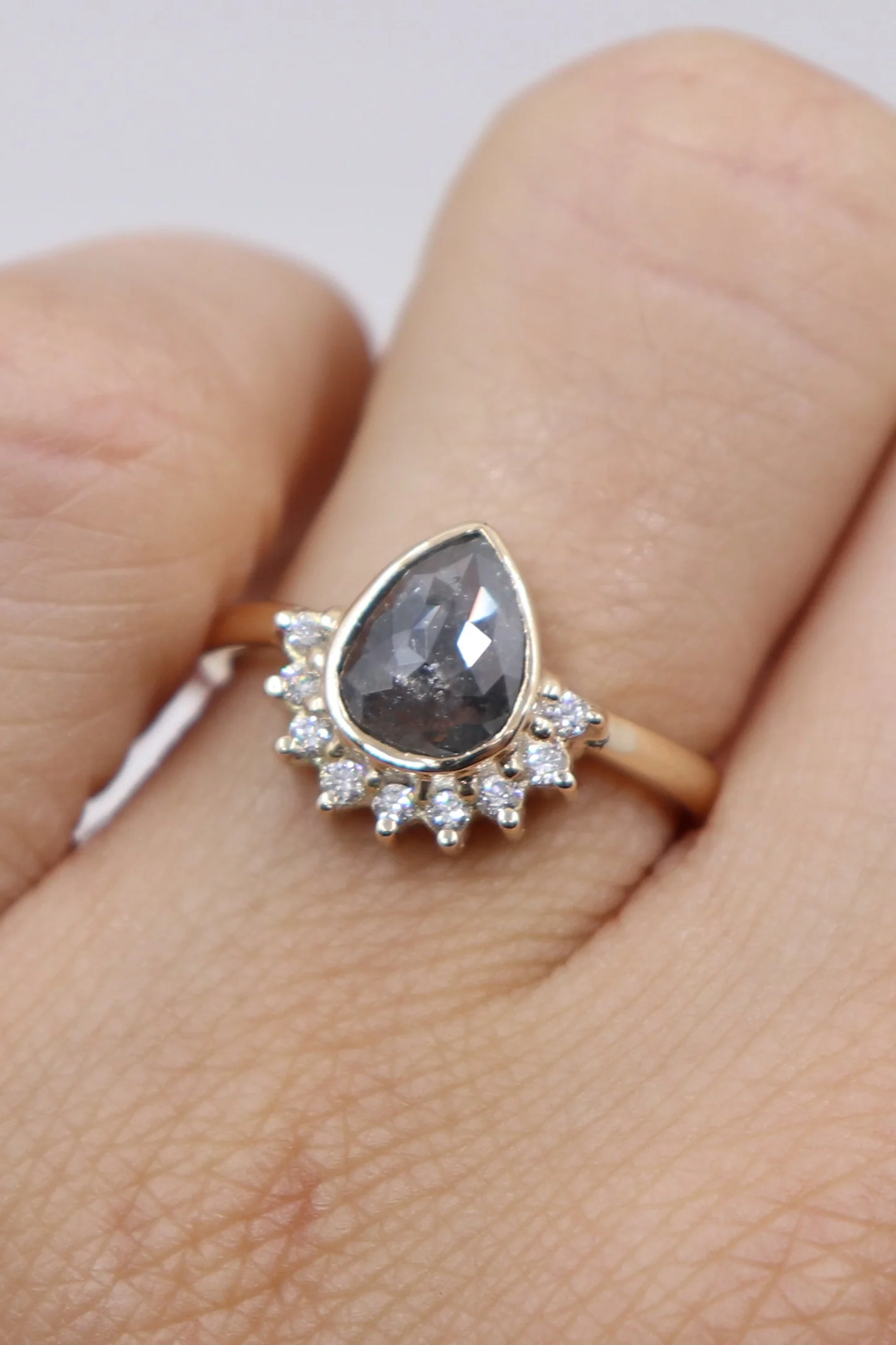 Etherial Grey Diamond - Image 4