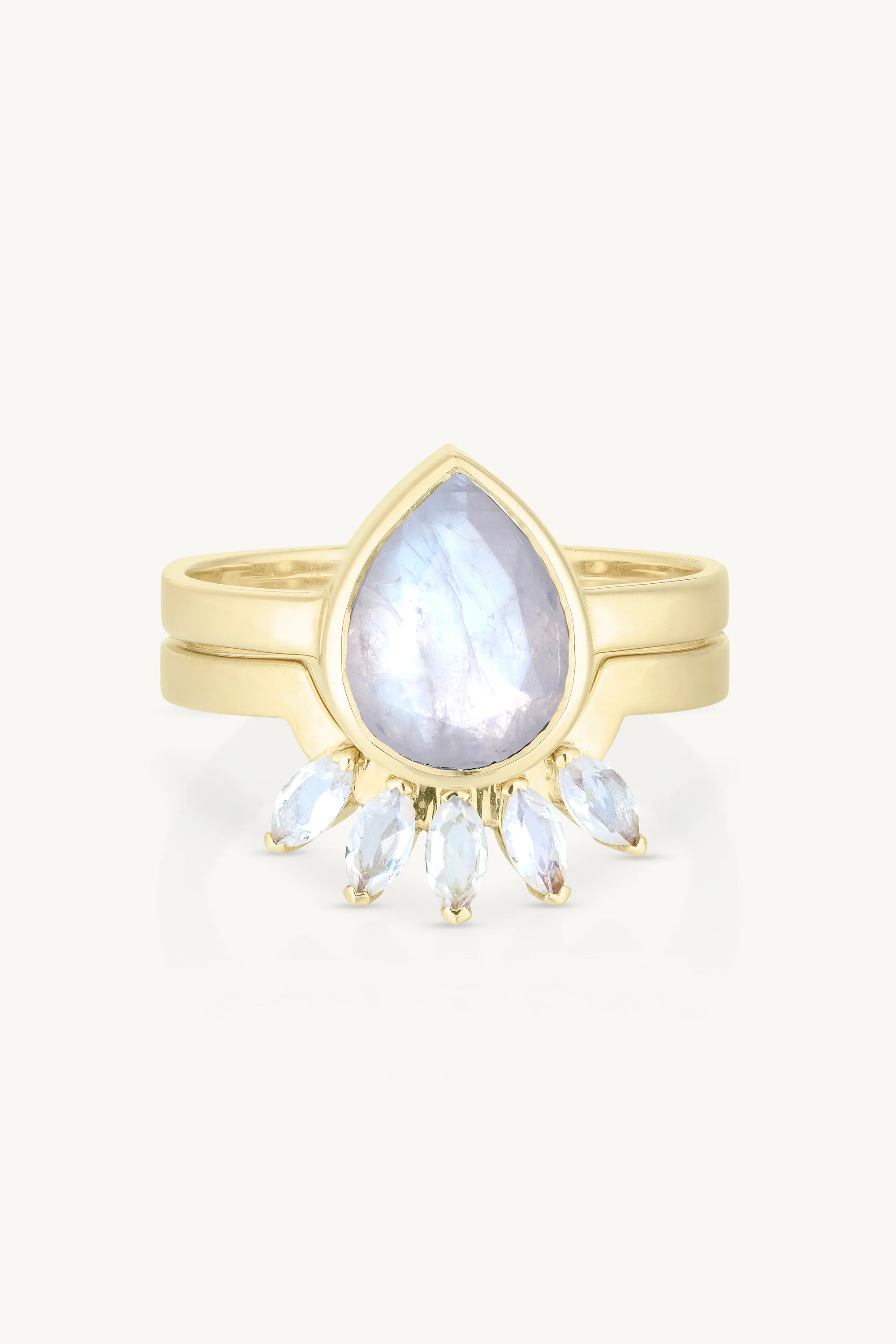 9K Yellow Gold Moonstone Tear Drop Ring - Image 7